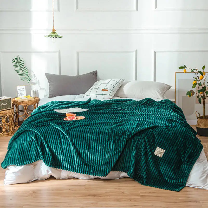 Bonenjoy Bed Blanket Green Color Soft Flannel Blanket Single Queen King Warm Plaids for Beds mantas de cama Thow Blankets