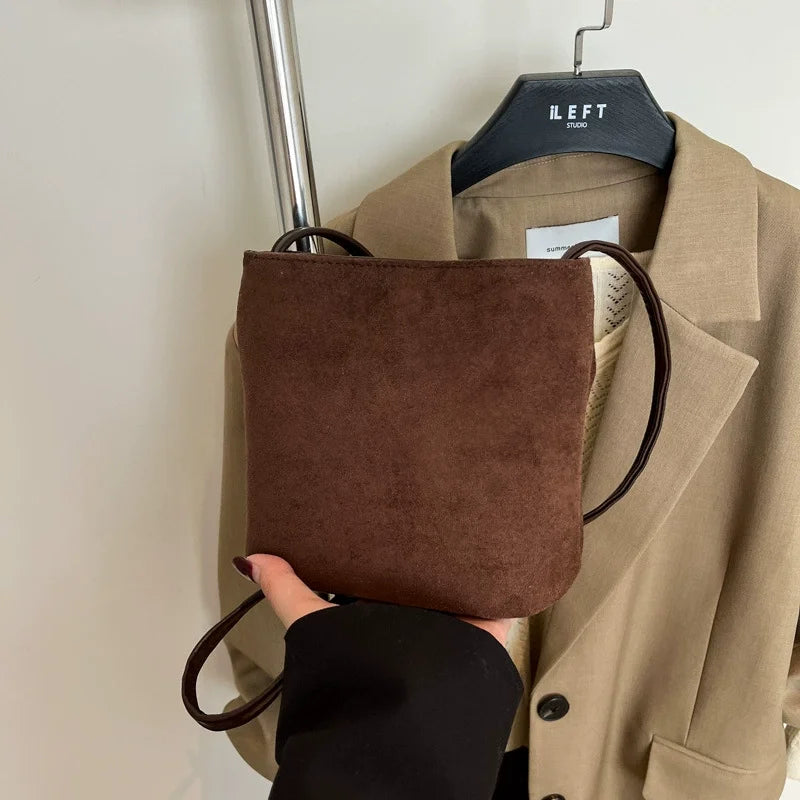 Design PU Suede Leopard Shoulder Bags for Women 2025 New Winter Crossbody Bag Females Luxury Handbags and Purses Bucket