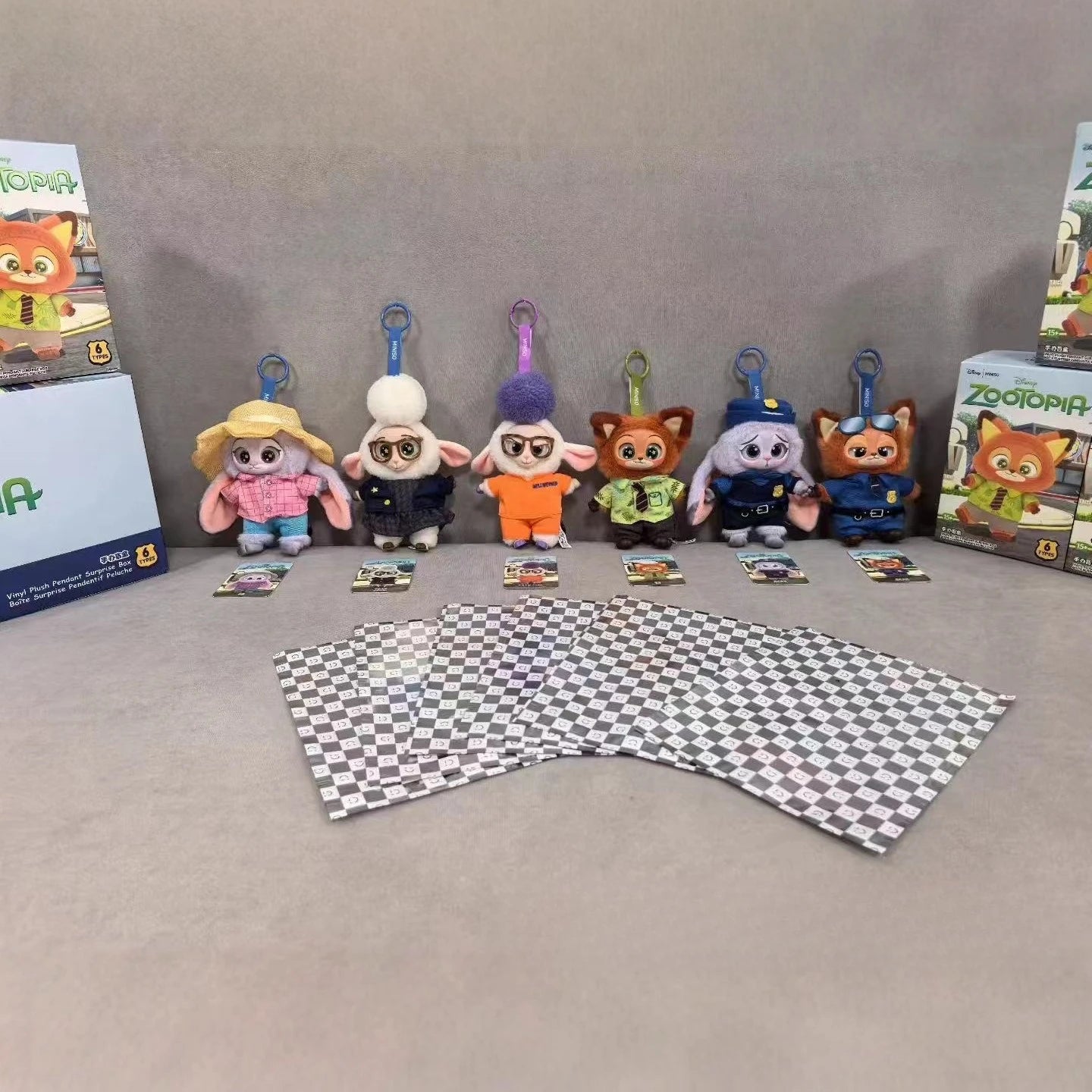 New Genuine Zootopia Vinyl Series Blind Box Cute Cartoon Character Vinyl Plush Bag Pendant Toy Doll Mystery Box Trendy Toys Gift