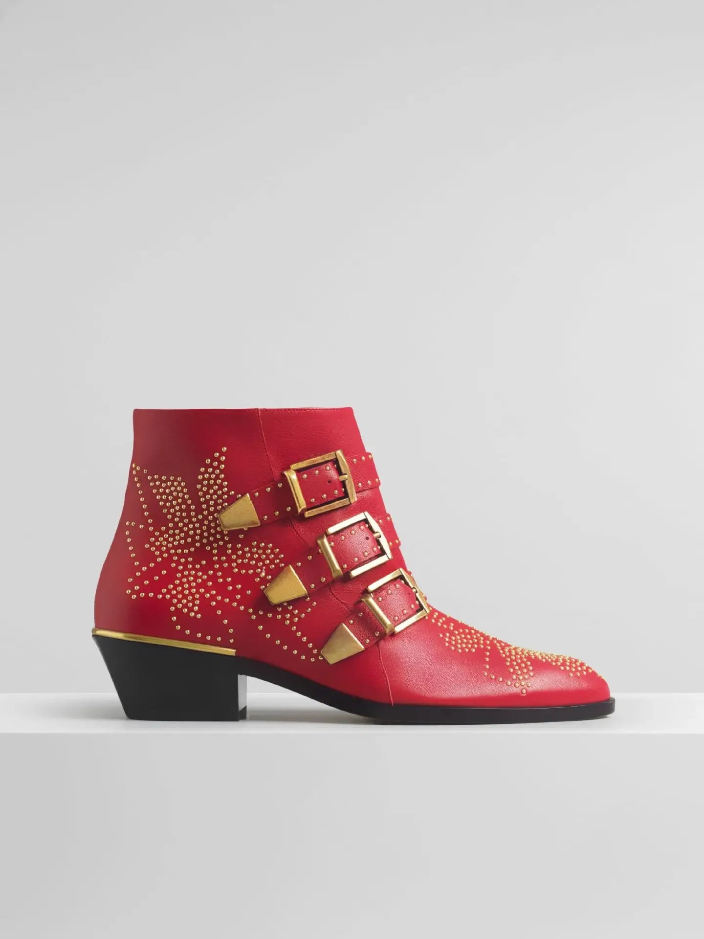 European and American Women's Metal Rivet Cowhide Material Thick Heel Plus Size Casual Belt Buckle Side Zipper Knight Boots