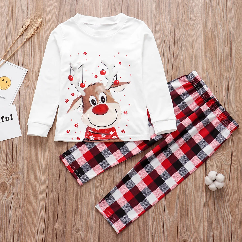 2025 New Family Matching Christmas Pajamas Sets Mother Father Kids Pyjamas Tops+Pants Xmas Sleepwear Baby Romper Pet Dog Clothes
