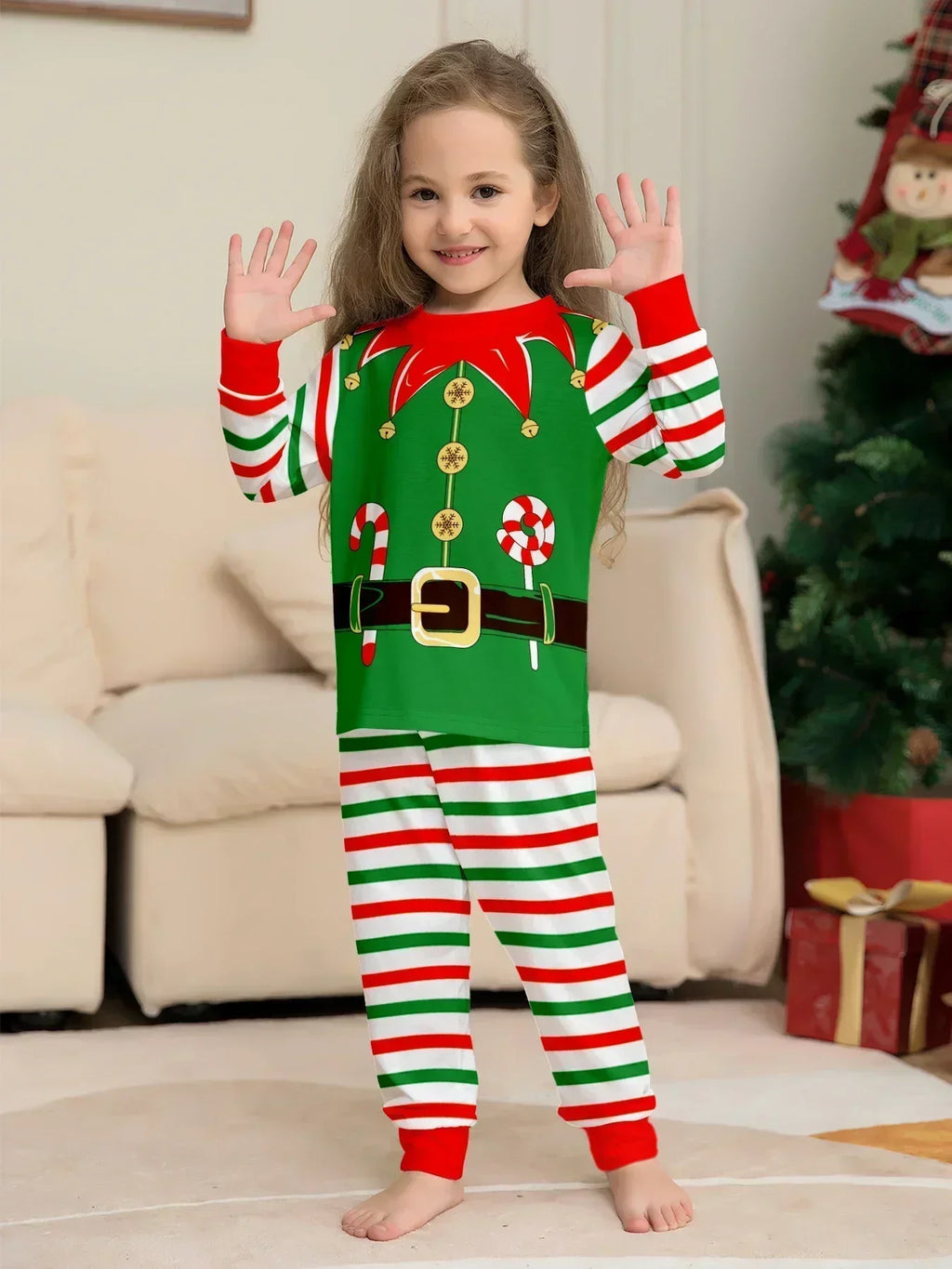 2025 New Christmas Family Look Mom Dad Kids Matching Outfits Cartoon Print Clothing Set Baby Romper Cute Sleepwear Xmas Pyjamas