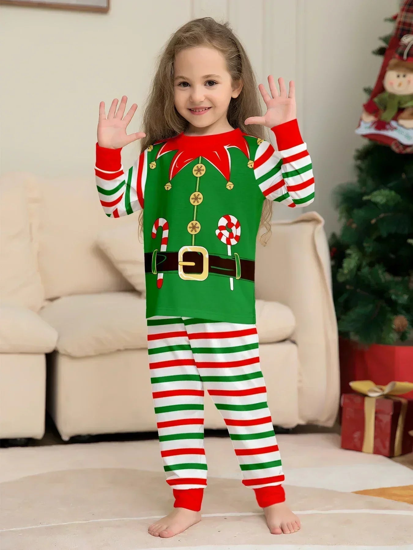 2025 New Christmas Family Look Mom Dad Kids Matching Outfits Cartoon Print Clothing Set Baby Romper Cute Sleepwear Xmas Pyjamas