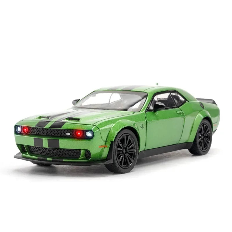 Simulation 1/24 Scale Dodge Challenger SRT Hellcat Alloy Car Model Sound Light Children Toy Vehicle Metal Miniature Voiture