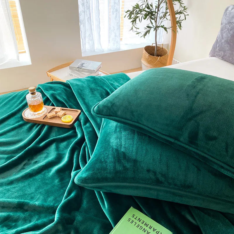 Dark Green Flannel Fleece Blanket Plush Summer Quilt 200*230cm Bed Sheet Bedspread For Spring Winter Autumn Adult Home Bedding