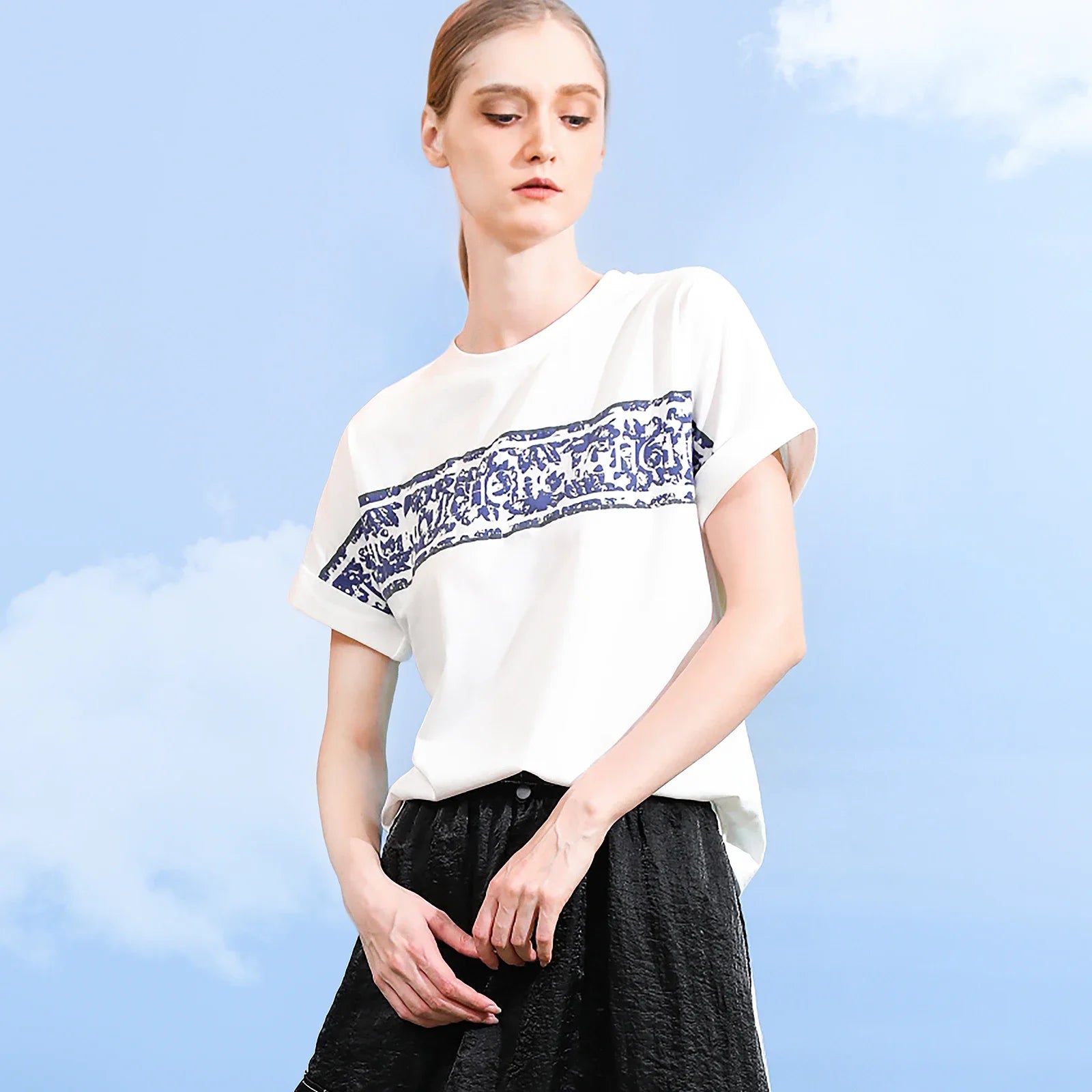 Female T-Shirts Short Sleeved Tees Casual New White Tops Women\\\'s T-Shirts Summer Vintage Fashion Ladies Cotton Tops