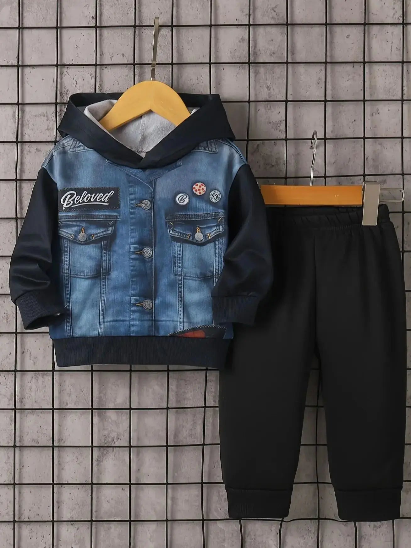 Toddler Boy's Spring and Autumn Outfit: Denim Printed Hoodie + Black Cuffed Pants, Trendy Fake Two-Piece Set for Boys