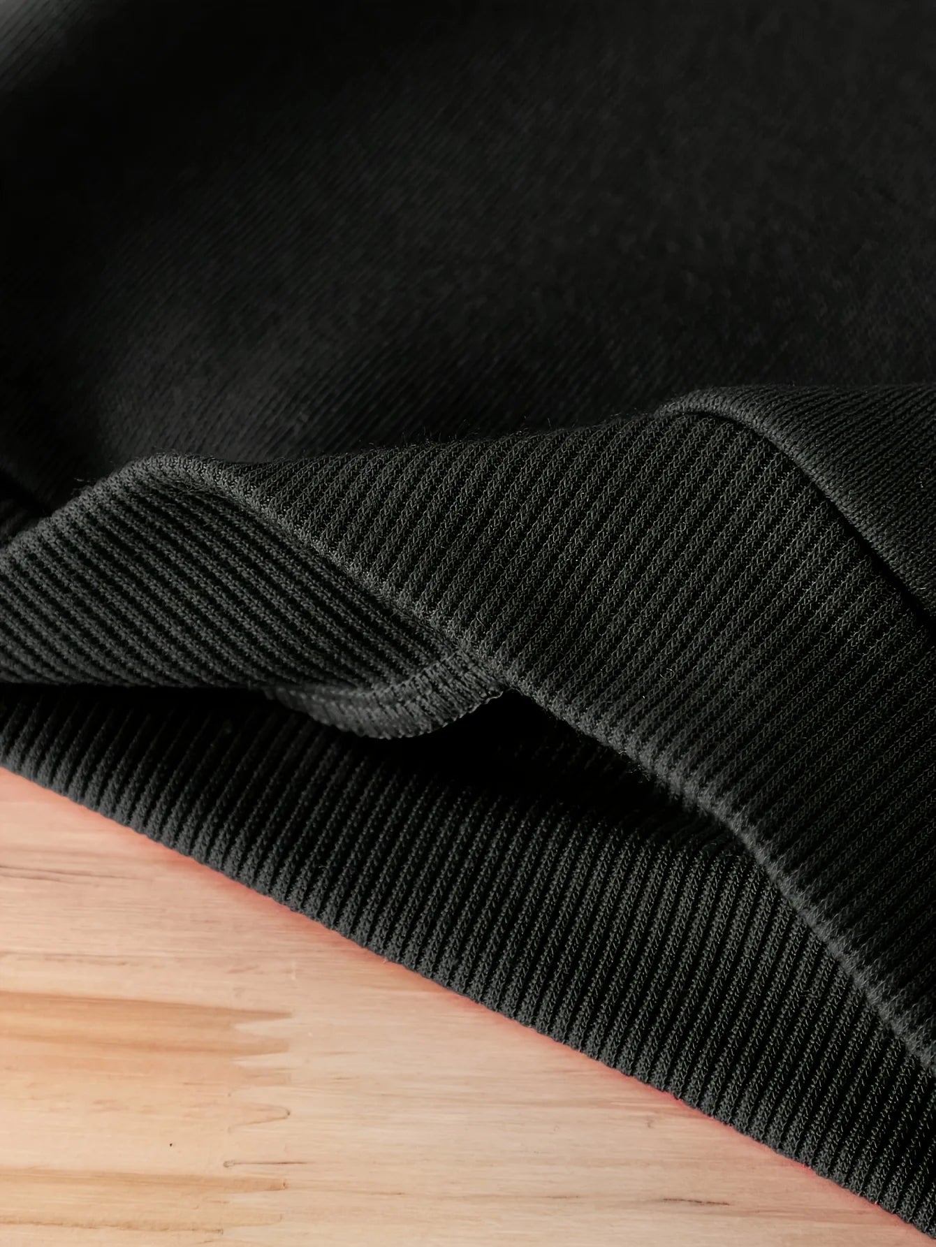 A two-piece cartoon printed fleece hoodie and long pants set for a newborn baby boy in autumn and winter