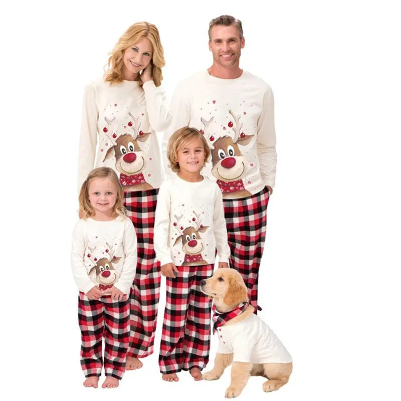 2025 New Family Matching Christmas Pajamas Sets Mother Father Kids Pyjamas Tops+Pants Xmas Sleepwear Baby Romper Pet Dog Clothes