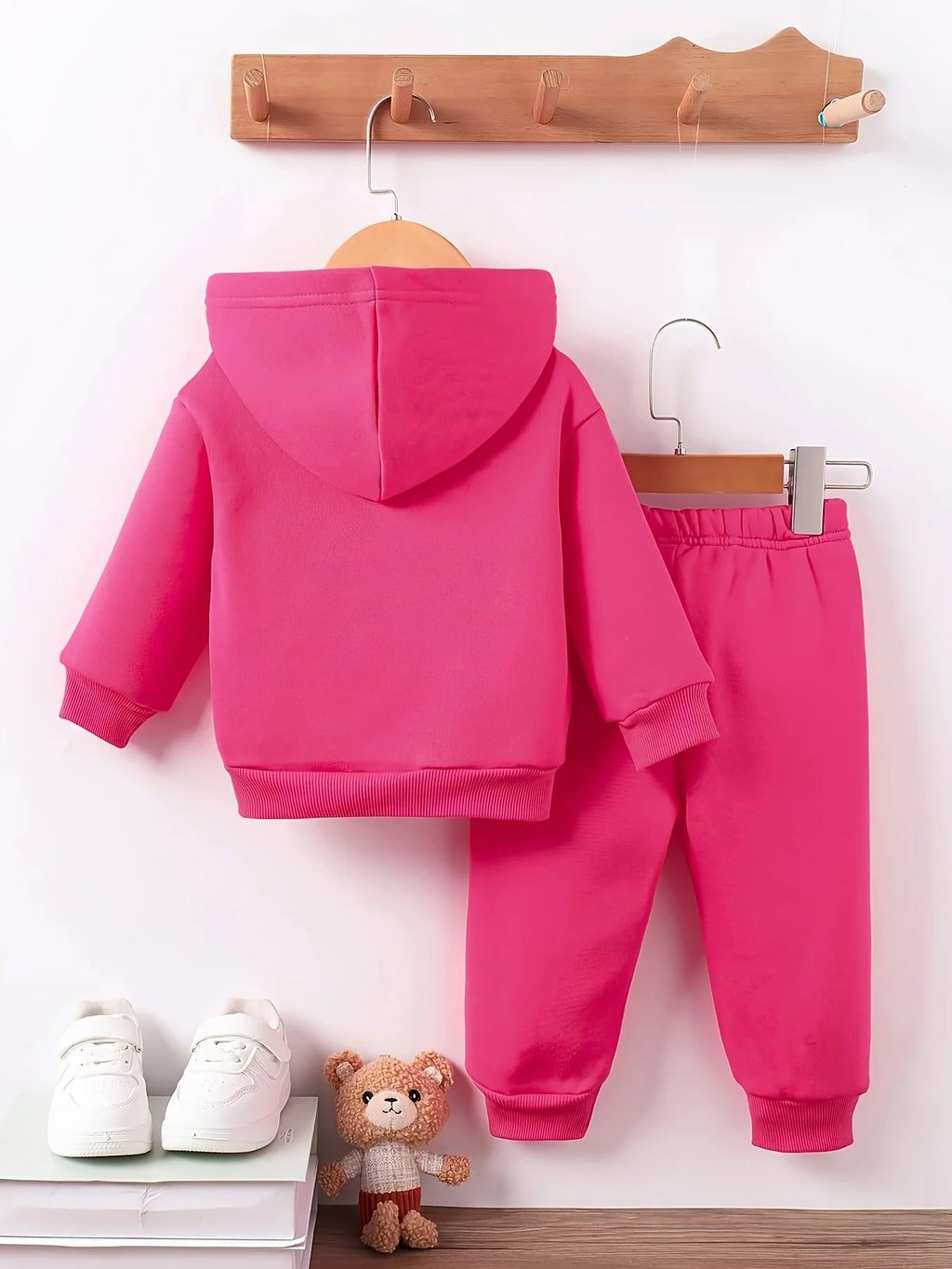 Adorable Baby Girl Print Fleece Sweatshirt And Fashionable Sporty Trousers Set for Autumn Winter Outdoor Activities Newborn Gift