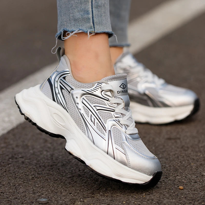 Fashion New 2025 Women Safety Work Shoes Sneakers Steel Toe Anti Smashing Boots Indestructible Lightweight Female Footwear