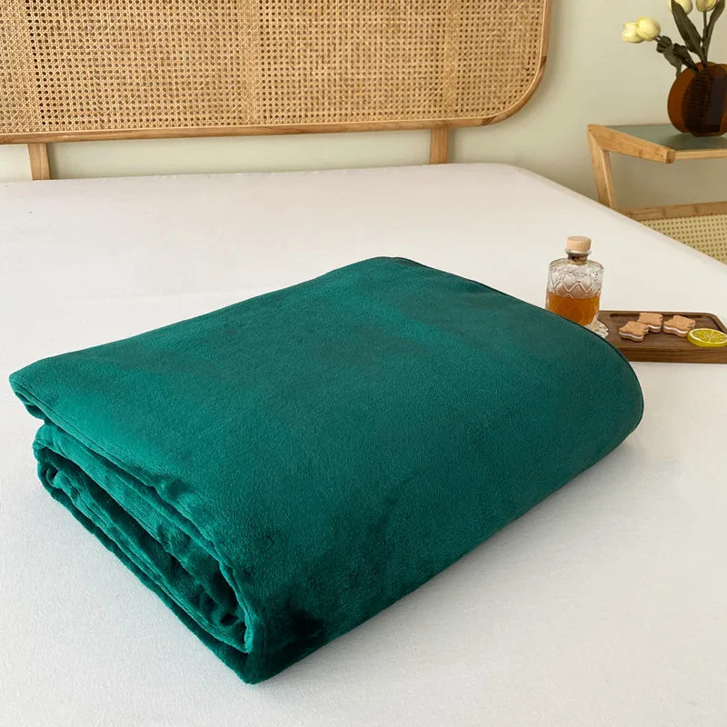 Dark Green Flannel Fleece Blanket Plush Summer Quilt 200*230cm Bed Sheet Bedspread For Spring Winter Autumn Adult Home Bedding