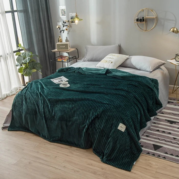 Bonenjoy Bed Blanket Green Color Soft Flannel Blanket Single Queen King Warm Plaids for Beds mantas de cama Thow Blankets