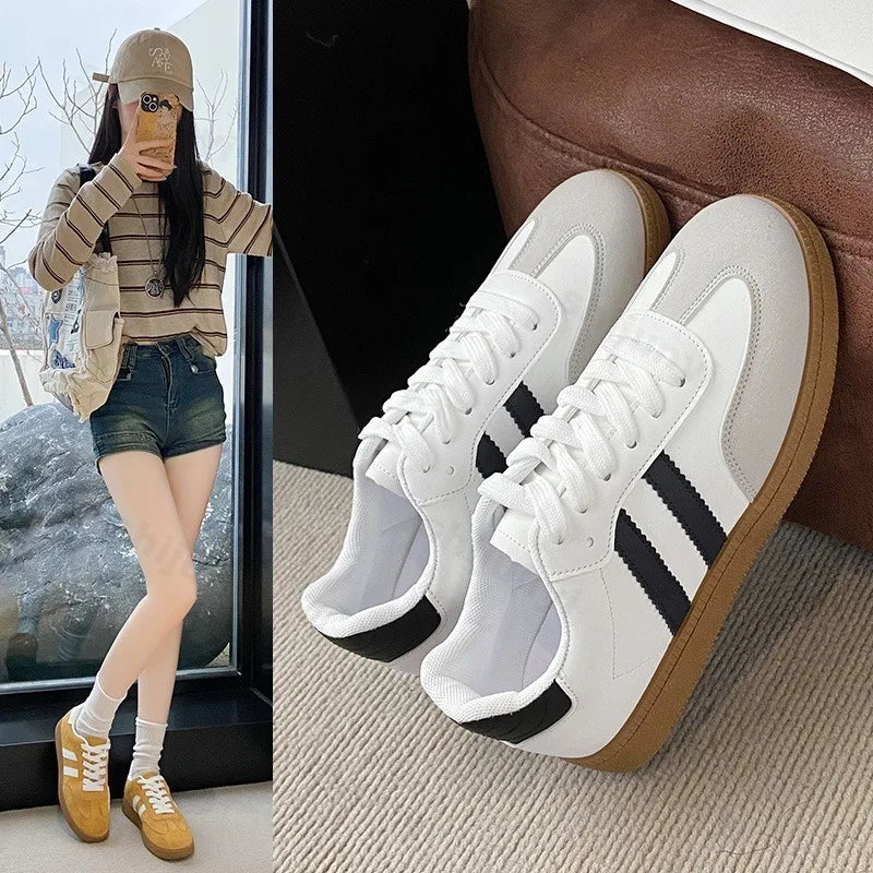 Autumn Women Casual Sports Shoes 2025 Comfortable Non Slip Outdoor Casual Shoes Soft Sole Retro Female Sneakers Zapatos Mujer