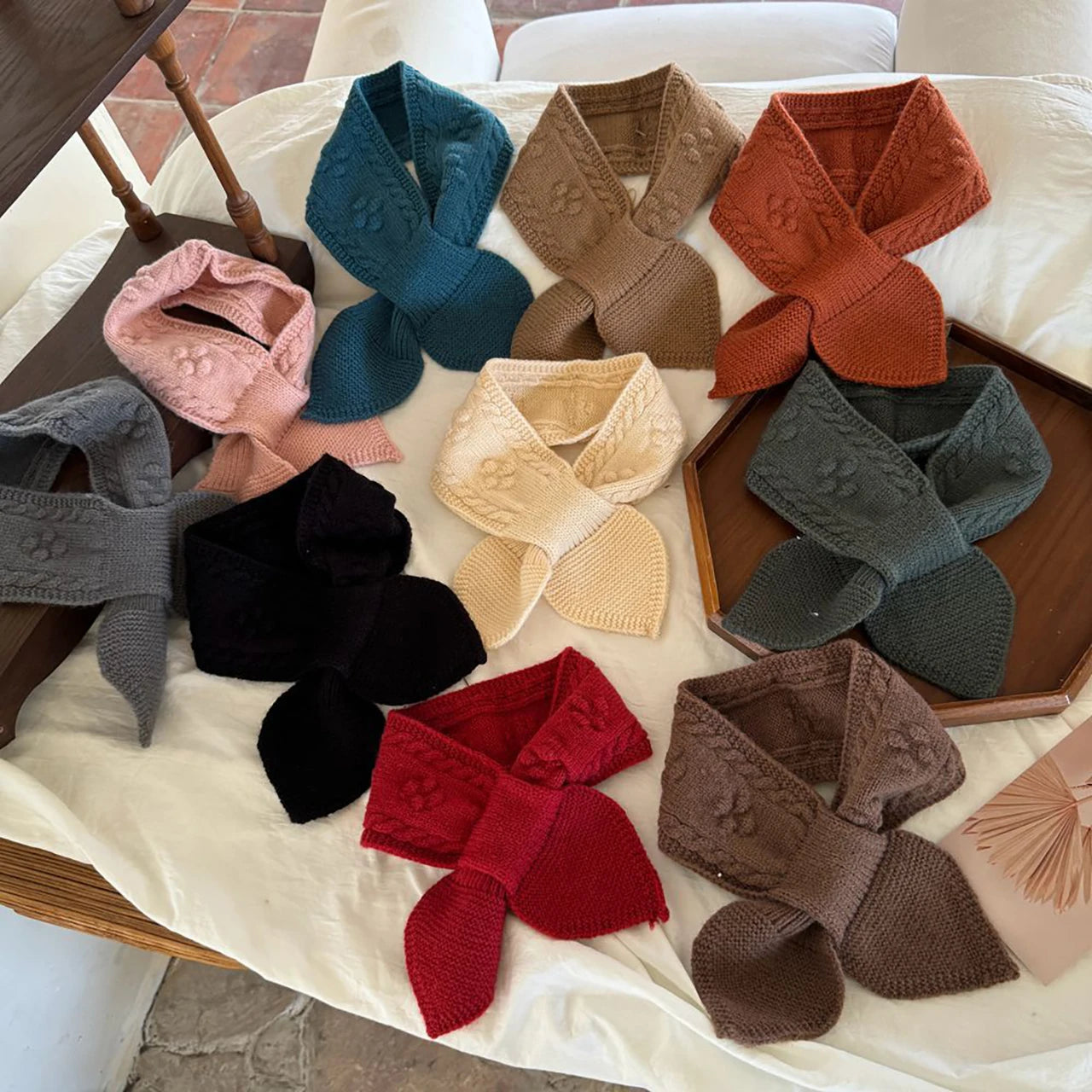 Solid Color Woolen Knit Scarf for Children Cross Neckerchief Fashion Kids Scarves Boy Girl Winter Warm Neck Covers Baby Scarves