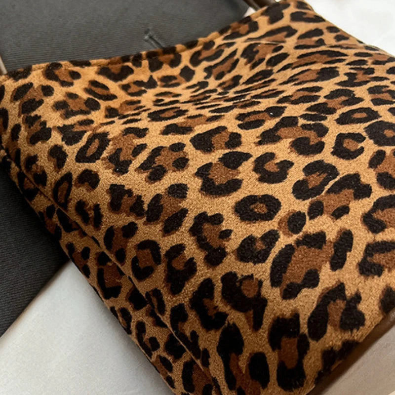 Design PU Suede Leopard Shoulder Bags for Women 2025 New Winter Crossbody Bag Females Luxury Handbags and Purses Bucket