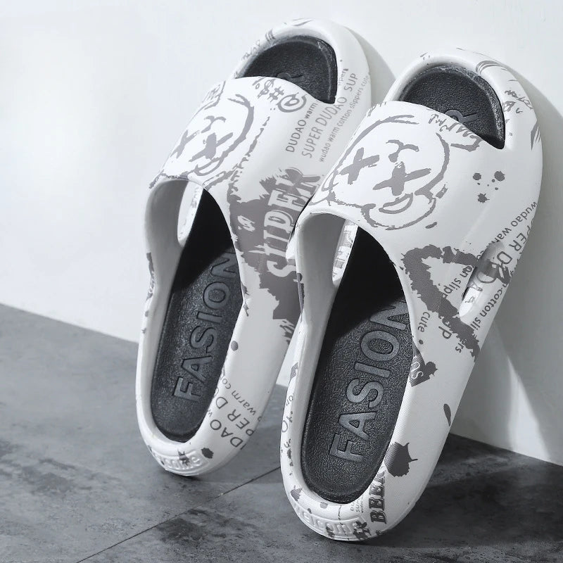 Summer Men's Slippers Outdoor Slippers Cartoon Pattern Men Home Slippers Beach Couple Sandals Platform Non-slip Women Slipper