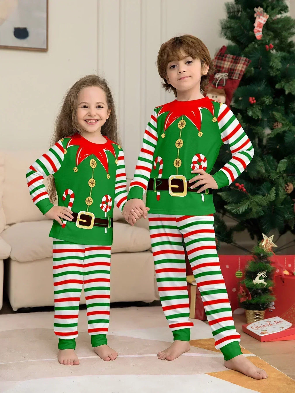 2025 New Christmas Family Look Mom Dad Kids Matching Outfits Cartoon Print Clothing Set Baby Romper Cute Sleepwear Xmas Pyjamas