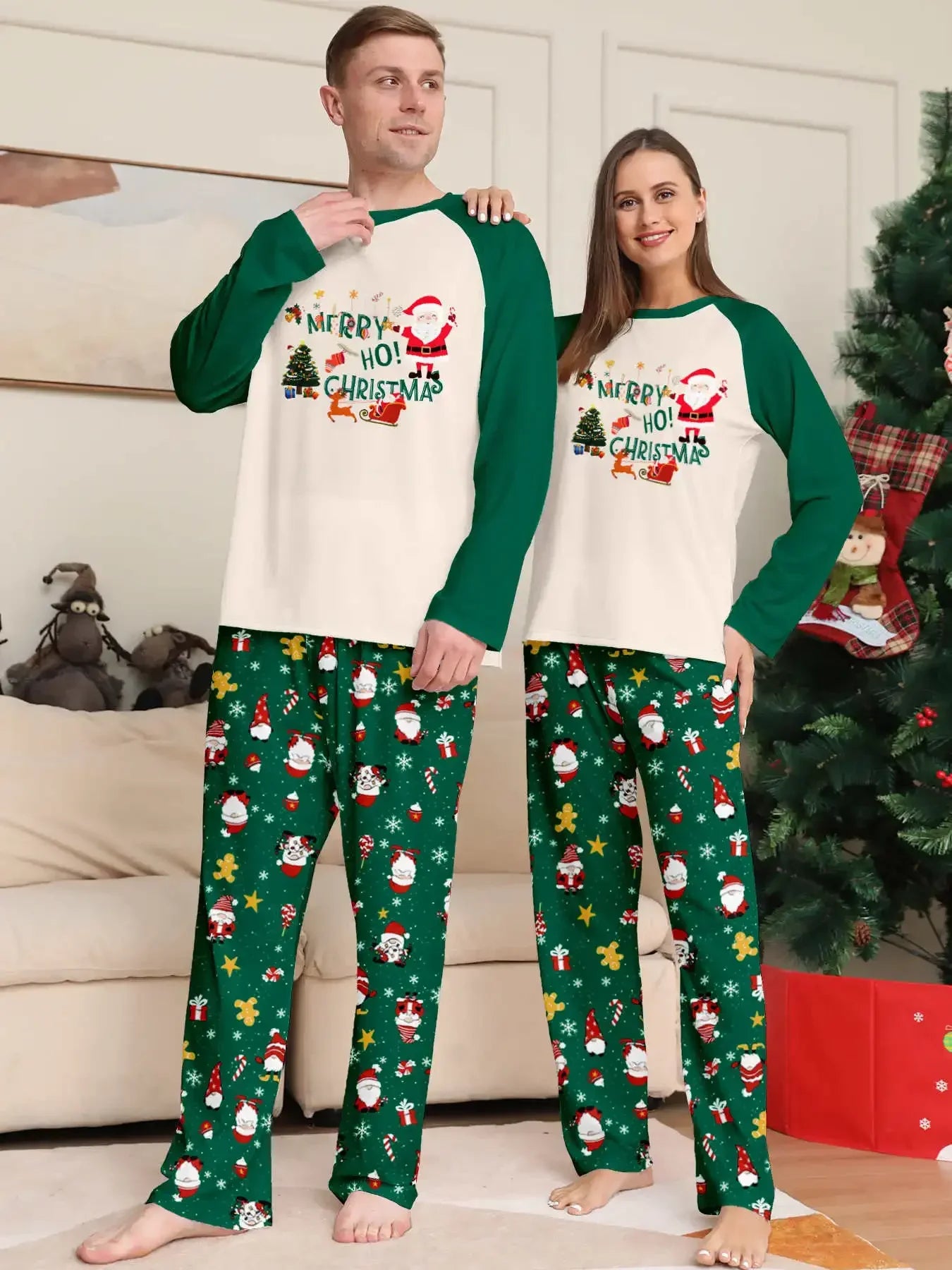 2025 New Year's Costumes Family Christmas Pajamas Set Mom Daughter Dad Son Matching Outfit Green Print Cute Sleepwear Xmas Look