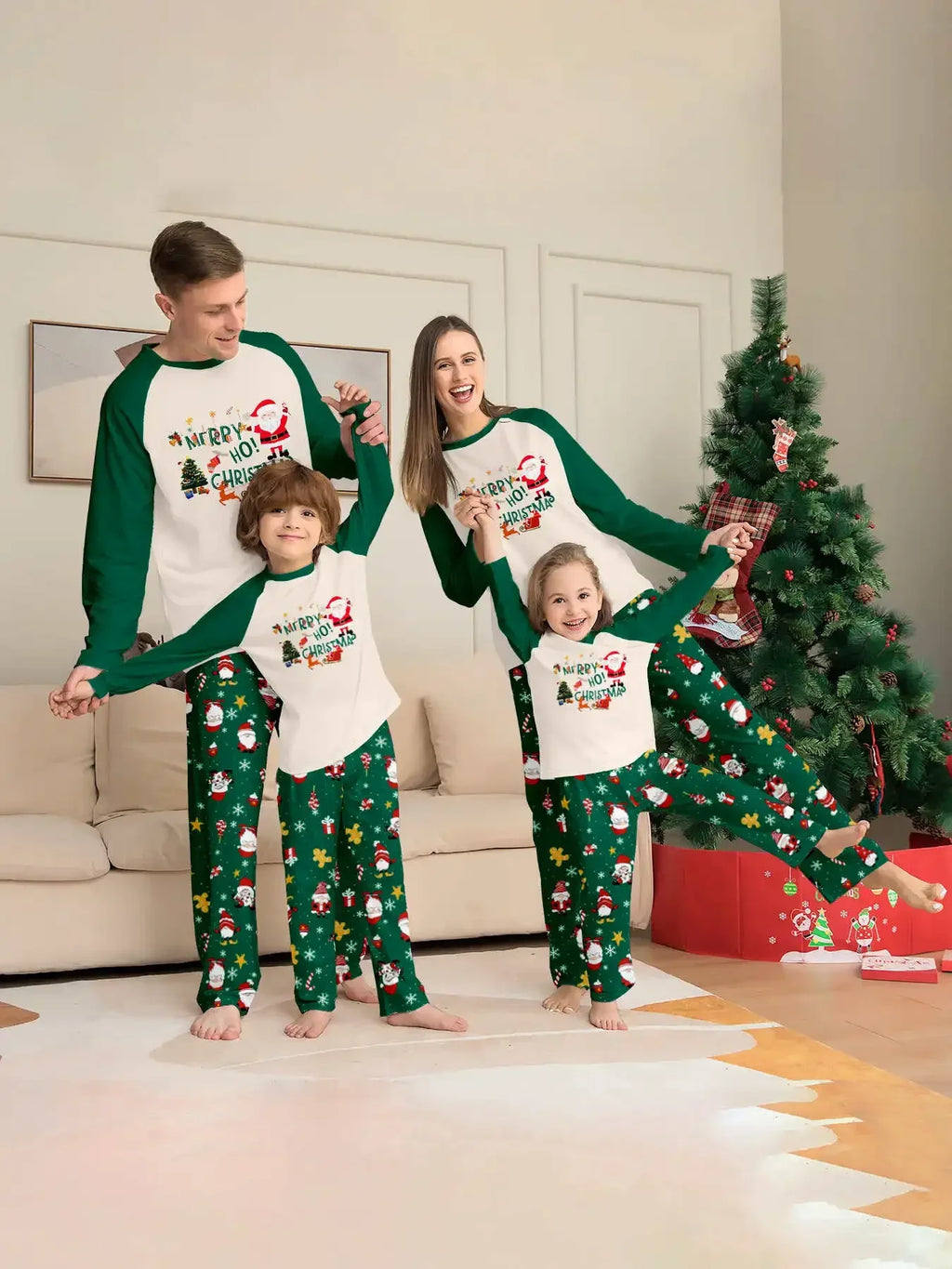 2025 New Year's Costumes Family Christmas Pajamas Set Mom Daughter Dad Son Matching Outfit Green Print Cute Sleepwear Xmas Look